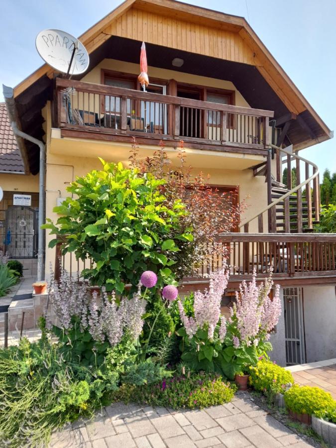 Harmonia Vendeghaz 100 Meterre Az Igali Gyogyfuerdotol 아파트 외부 사진