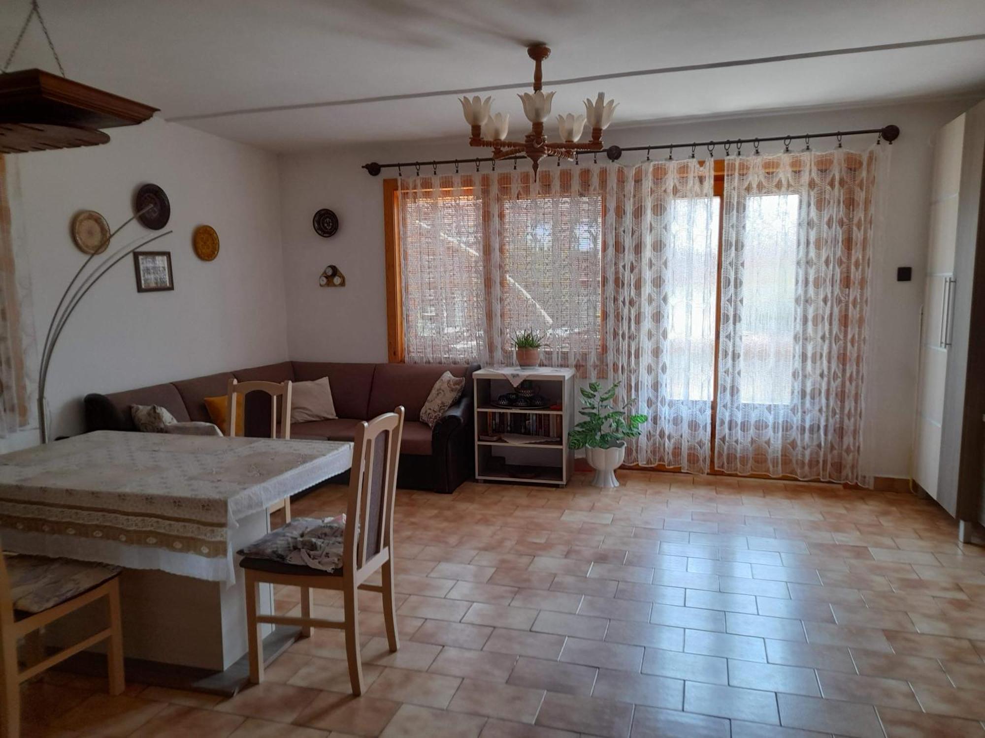 Harmonia Vendeghaz 100 Meterre Az Igali Gyogyfuerdotol 아파트 외부 사진